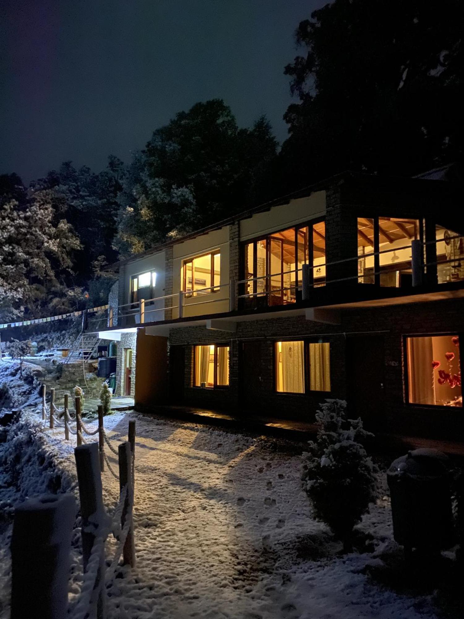 Simba Jungle Lodge, Binsar Wildlife Sanctuary Экстерьер фото