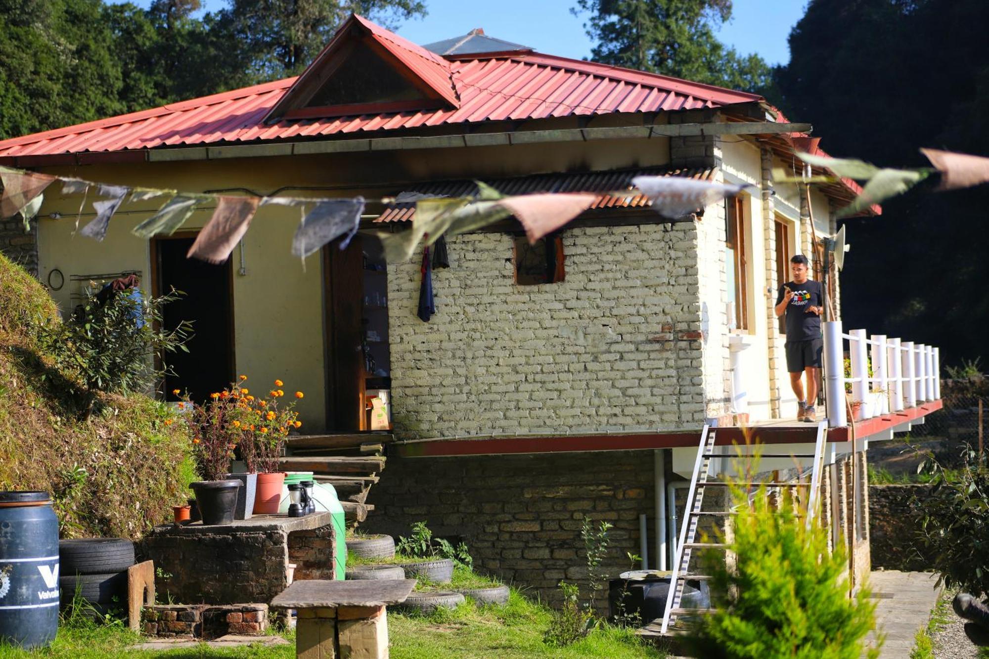 Simba Jungle Lodge, Binsar Wildlife Sanctuary Экстерьер фото